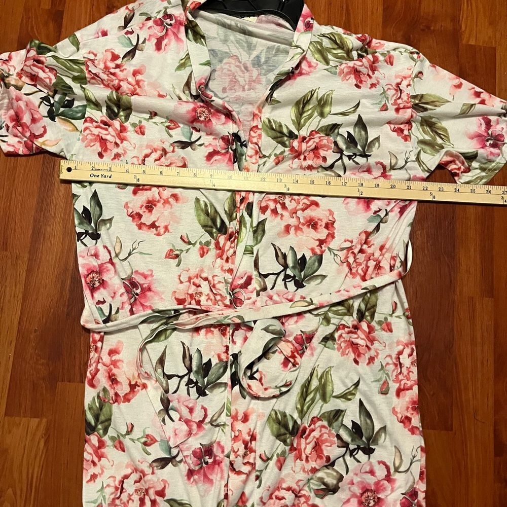 Show Me Your Mumu Brie Floral Robe Size OS - Picture 10 of 10